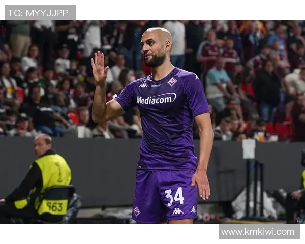 曼联足球队主要球星介绍及其在球队中的重要作用分析